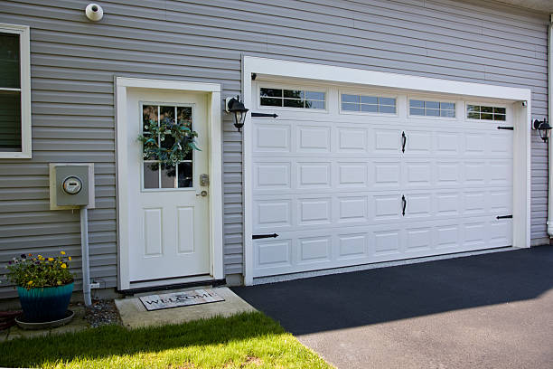 24/7 Emergency Garage Door Panel Replacement experts in Brooke County County, WV